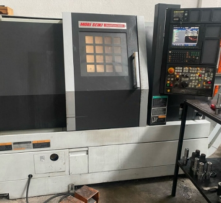 10&#39; MORI SEIKI CNC Torna