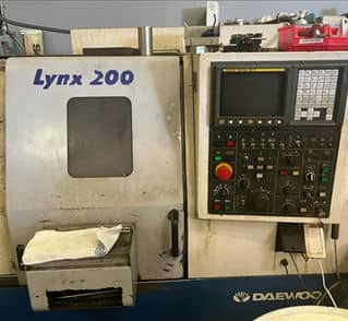 CNC-DREHMASCHINE 2 ACHSEN DOOSAN LYNX 200 LC VON 1999