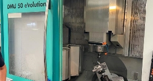 VERTIKALES CNC-BEARBEITUNGSZENTRUM DECKEL MAHO DMU 50 EVOLUTION