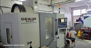 Chevalier CNC-Vertikal-Bearbeitungszentrum