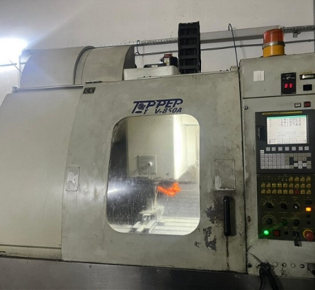 TOPPER TMV 850A CNC-Vertikalbearbeitung