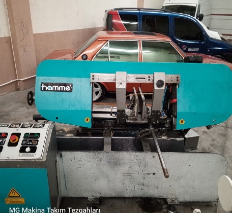 300 mm HAMME Halbautomatische 45 Grad abgewinkelte Bandsäge 2014 Mo