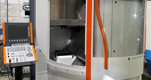 Bearbeitungszentrum - Universal MIKRON-AGIE CHARMILLES HSM 400