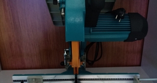 Gehrungsschneidemaschine