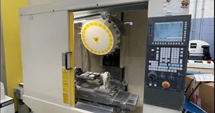 FANUC ROBODRILL ROBODRILL ALPHA T21I EL 2007 Vertikale Bearbeitung