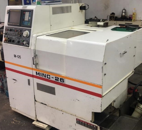 JAPANISCHE CNC MATRA MINC 26 MIT MULTI-MAGAZIN-ANTRIEB
