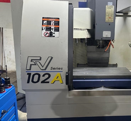 VF102 A YCM 2005 (Super Max) FORMPAKET CNC