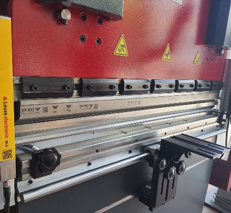 HYDRAULISCHE BREMSE 1250 X 30 TONNEN (R-ACHSE) SOFORTIGE LIEFERUNG VON ENKA