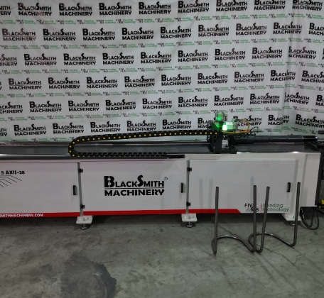 5-ACHSEN-CNC-ROHRBIEGEMASCHINE