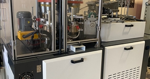 KARTONBECHERMASCHINE