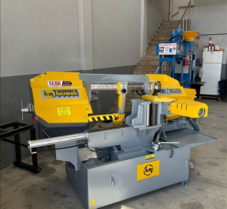 KESMAK 280 DG WINKEL-AUTOMATISCHE BANDSÄGE, AB LAGER!