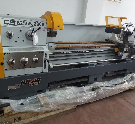 BAOJI 500x2000 UNIVERSAL-DREHMASCHINE (NEU) SOFORTIGE LIEFERUNG!!
