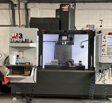 Haas VF 3 CNC-Vertikalbearbeitungszentrum, Baujahr 2018