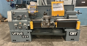 Paralleldrehmaschine CMT URSUS 225X1000X52