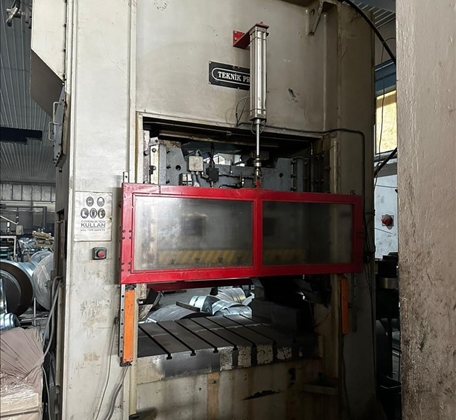 300 TONNEN H TİPİ EKSANTRİK PRESSE
