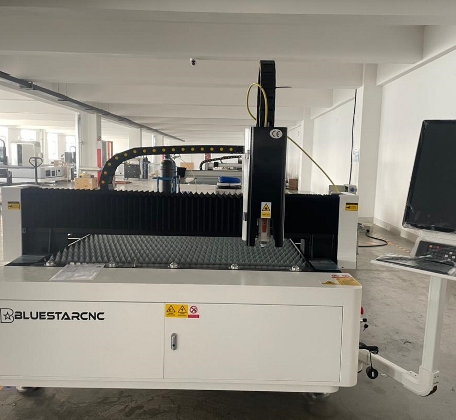 1-kW-Faserlaser-Schneidemaschine, 1000-Watt-Faserlaser, ab Lager