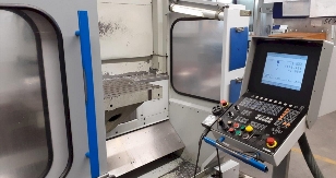 MIKRON UME 600 Objekt 3-Achsen-Werkzeugfräsmaschine Baujahr 1996