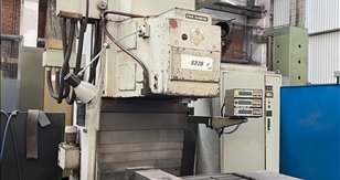 Vertikalfräsmaschine TOS FCV 63 SCA