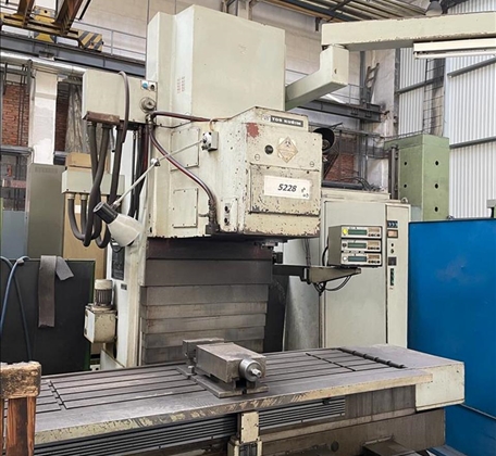 Vertikalfräsmaschine TOS FCV 63 SCA