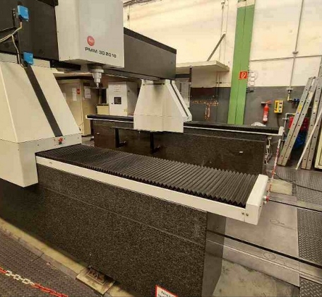 WILD-LEITZ 30 20 10 Messmaschine Baujahr 1990