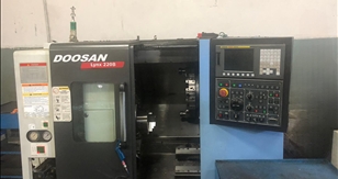 DOOSAN LYNX220B CNC TORNA