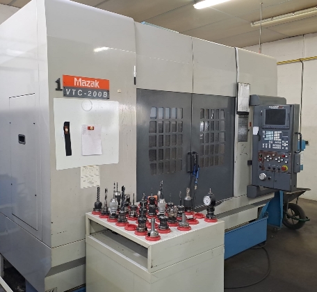 Bearbeitungszentrum MAZAK VTC200B